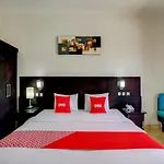 Oyo 3950 The Ratna Hotel