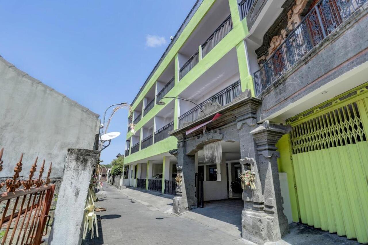 Oyo 3950 The Ratna Hotel 2*