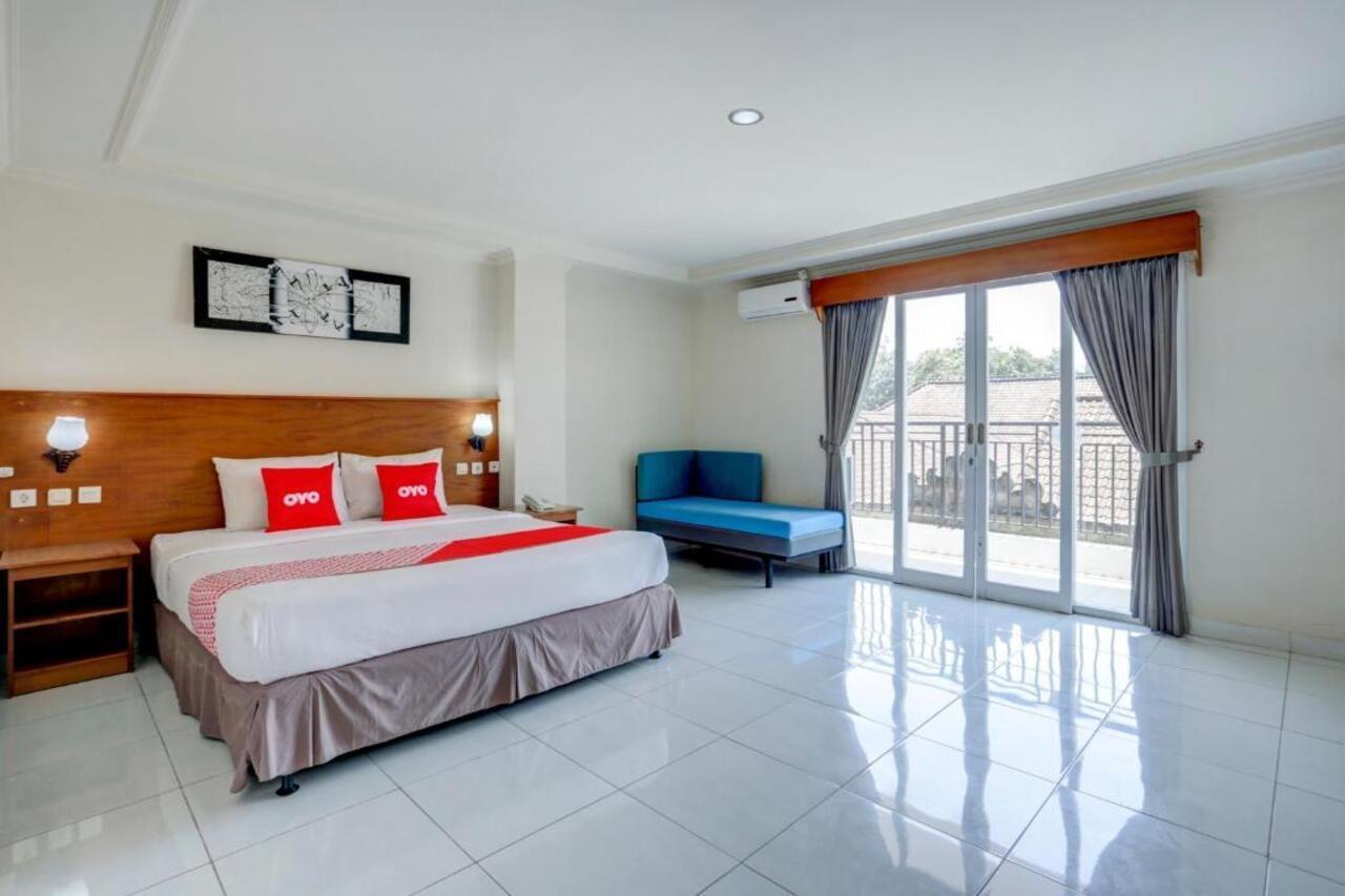 Oyo 3950 The Ratna Hotel 2*