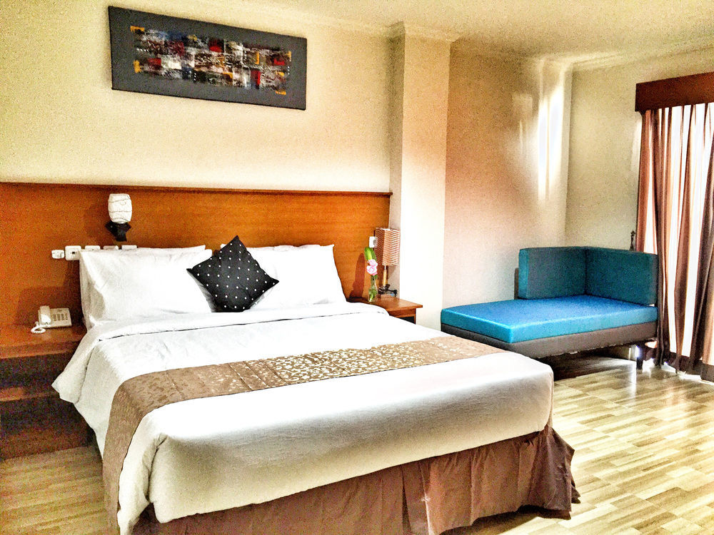 Hotel Oyo 3950 The Ratna 2*